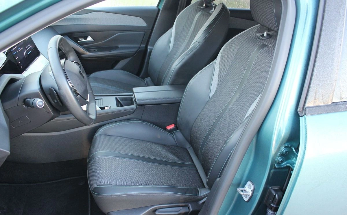 Peugeot 308 - Zdjęcie 12