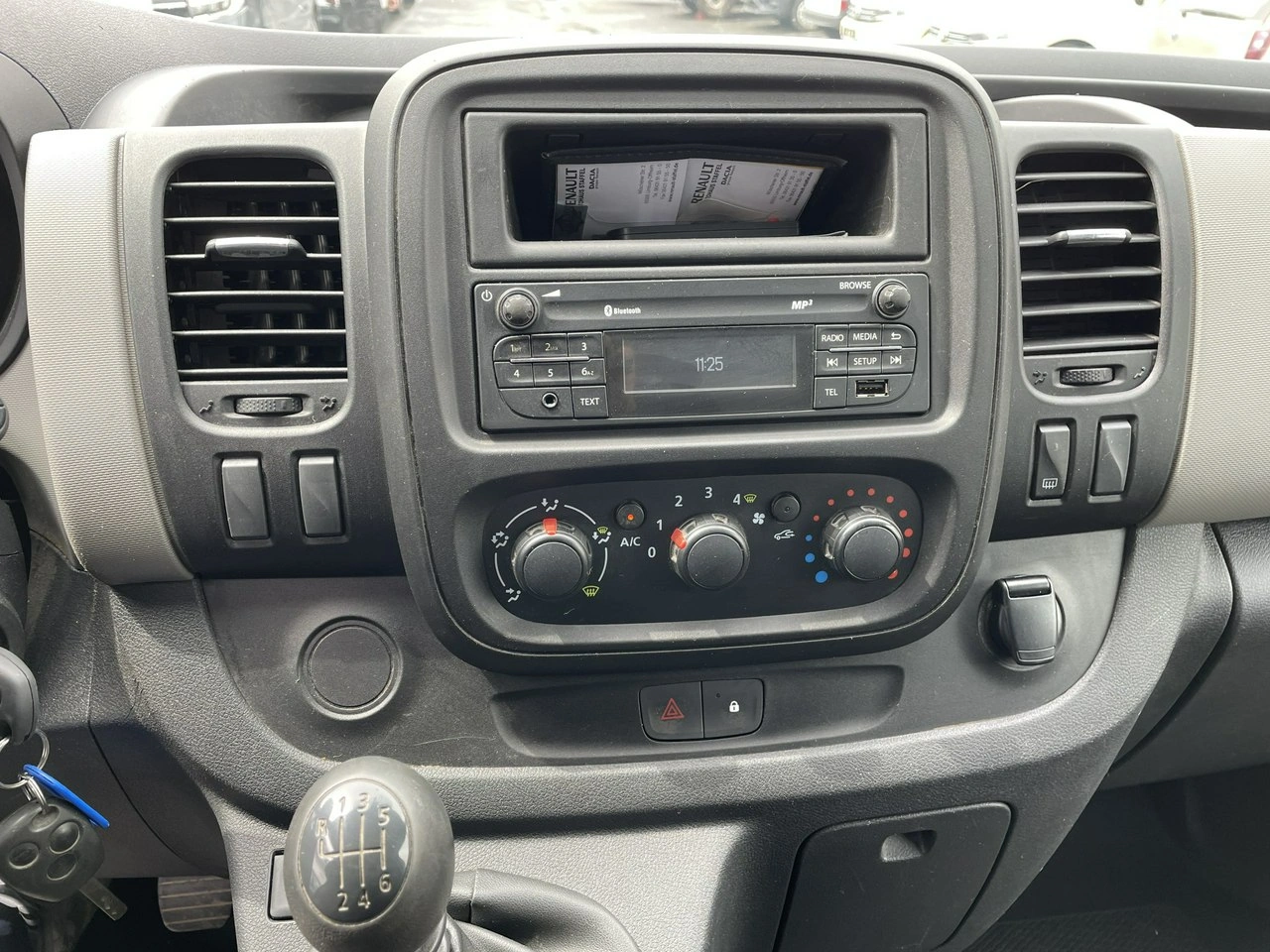 Renault Trafic - Zdjęcie 2