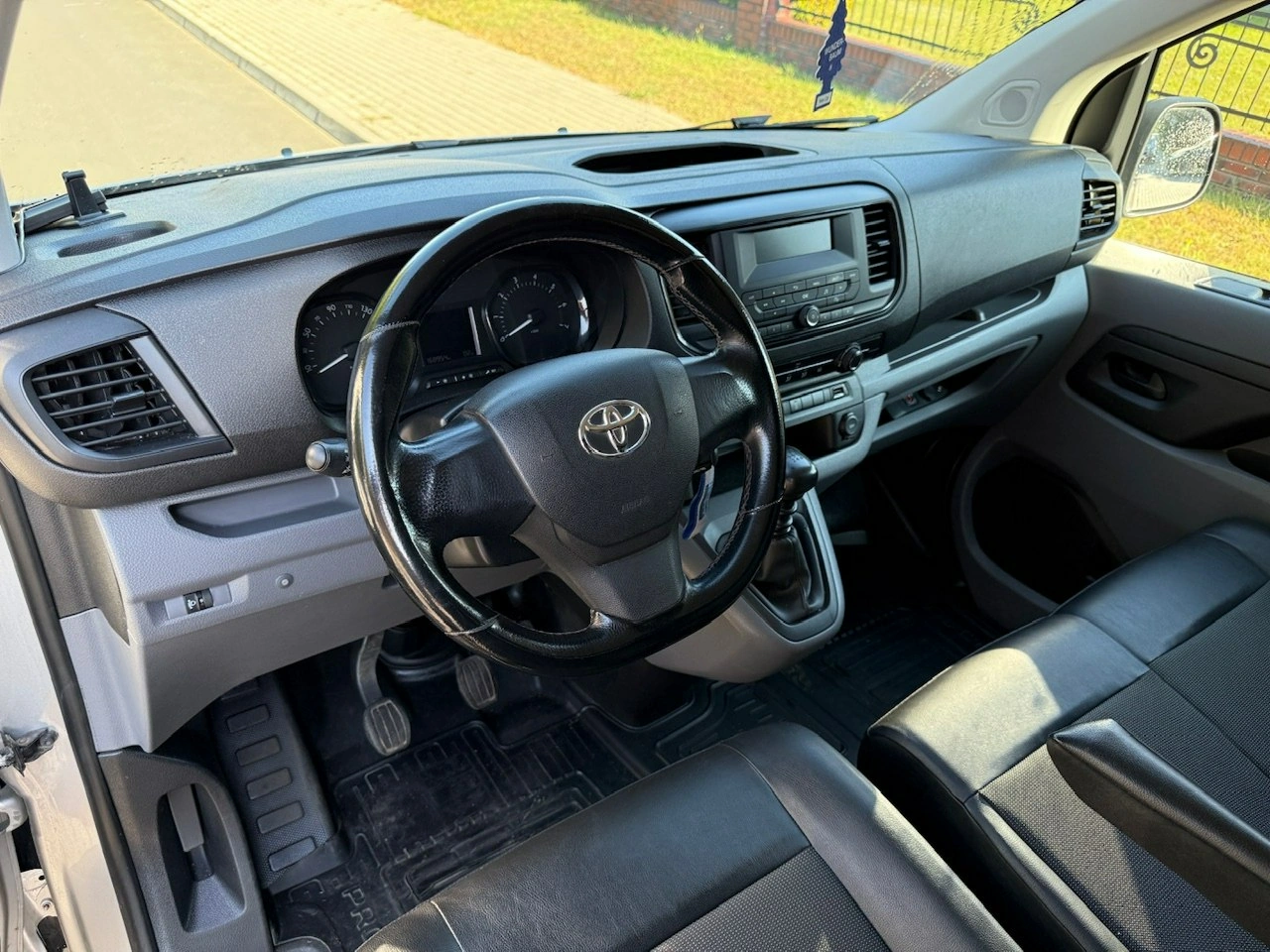 Toyota ProAce - Zdjęcie 2