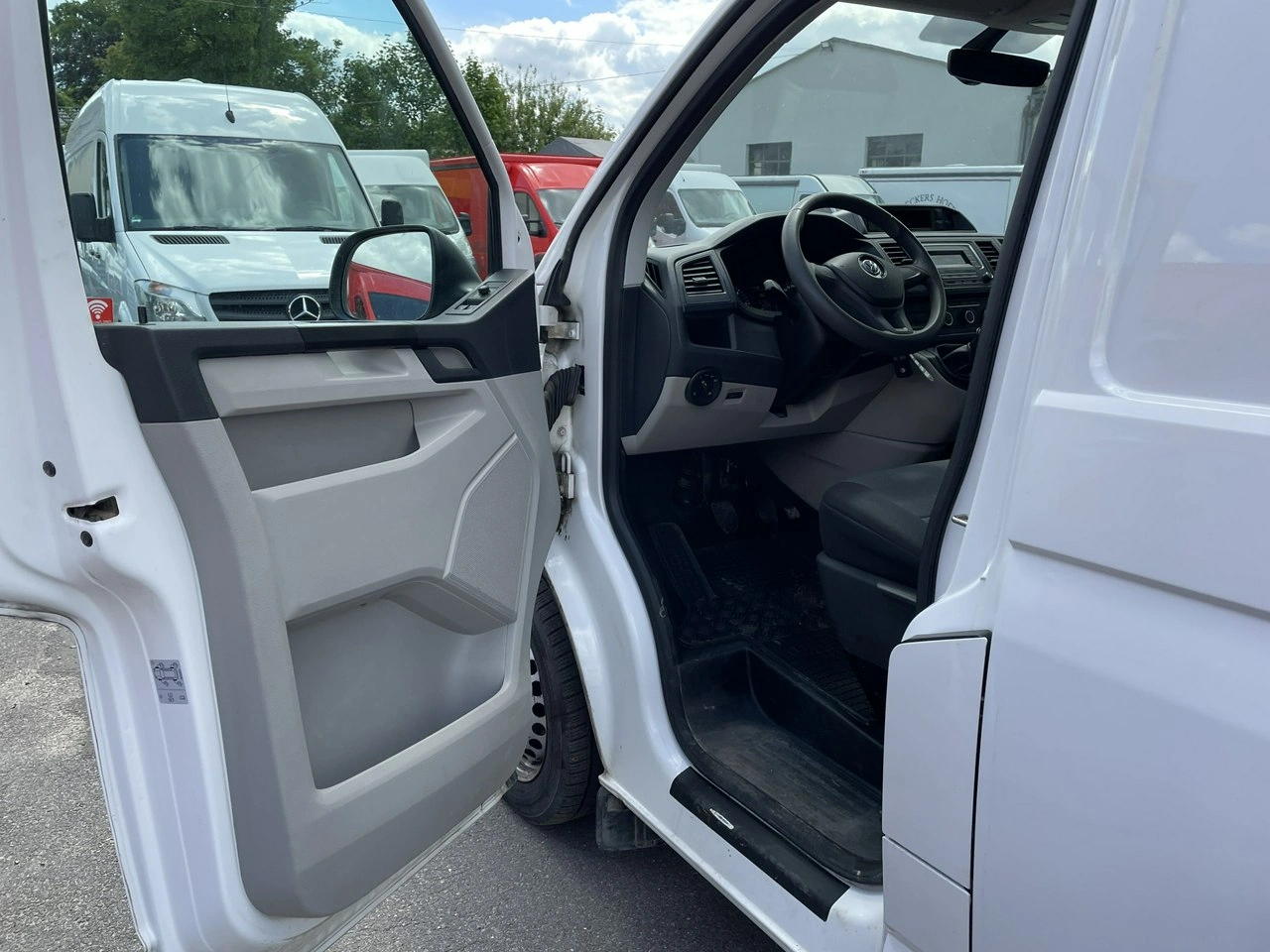 Volkswagen Transporter - Zdjęcie 10