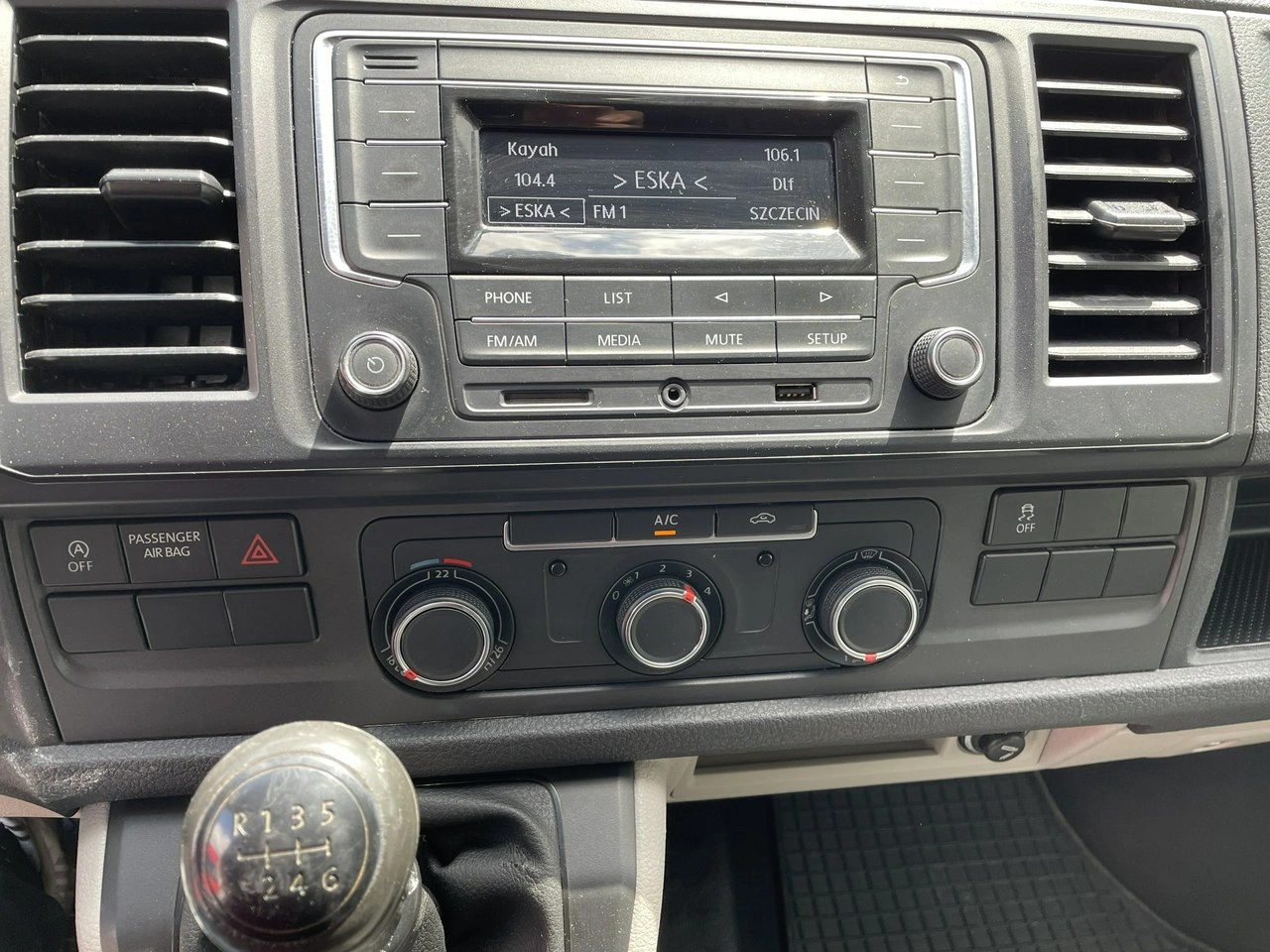 Volkswagen Transporter - Zdjęcie 9