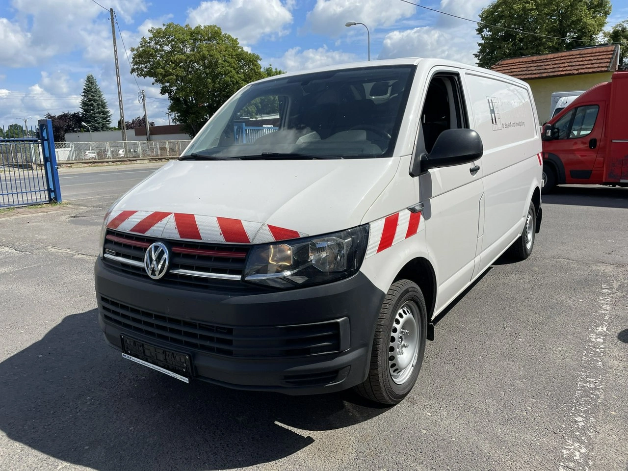 Volkswagen Transporter - Główne zdjęcie