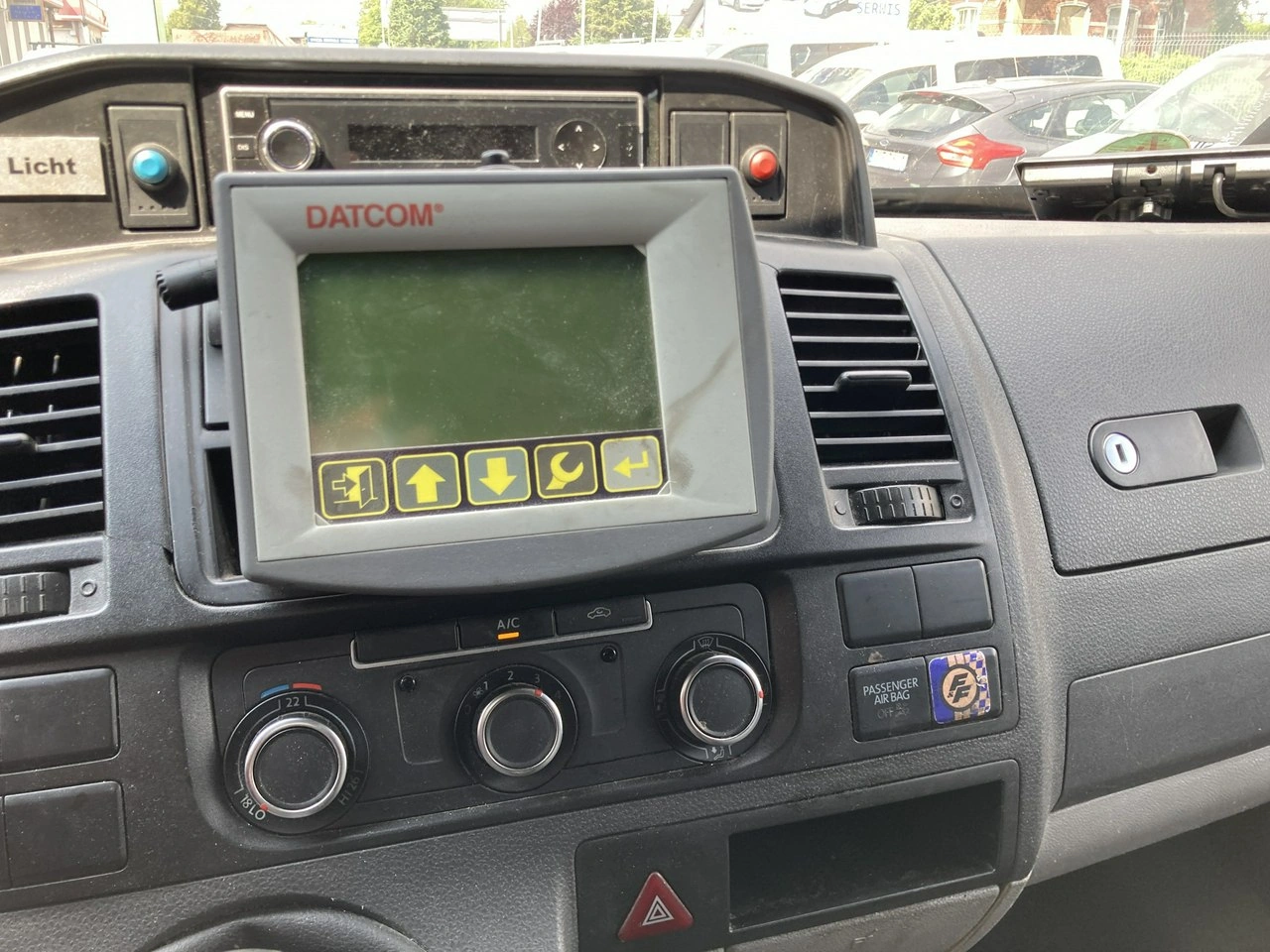 Volkswagen Transporter - Zdjęcie 11