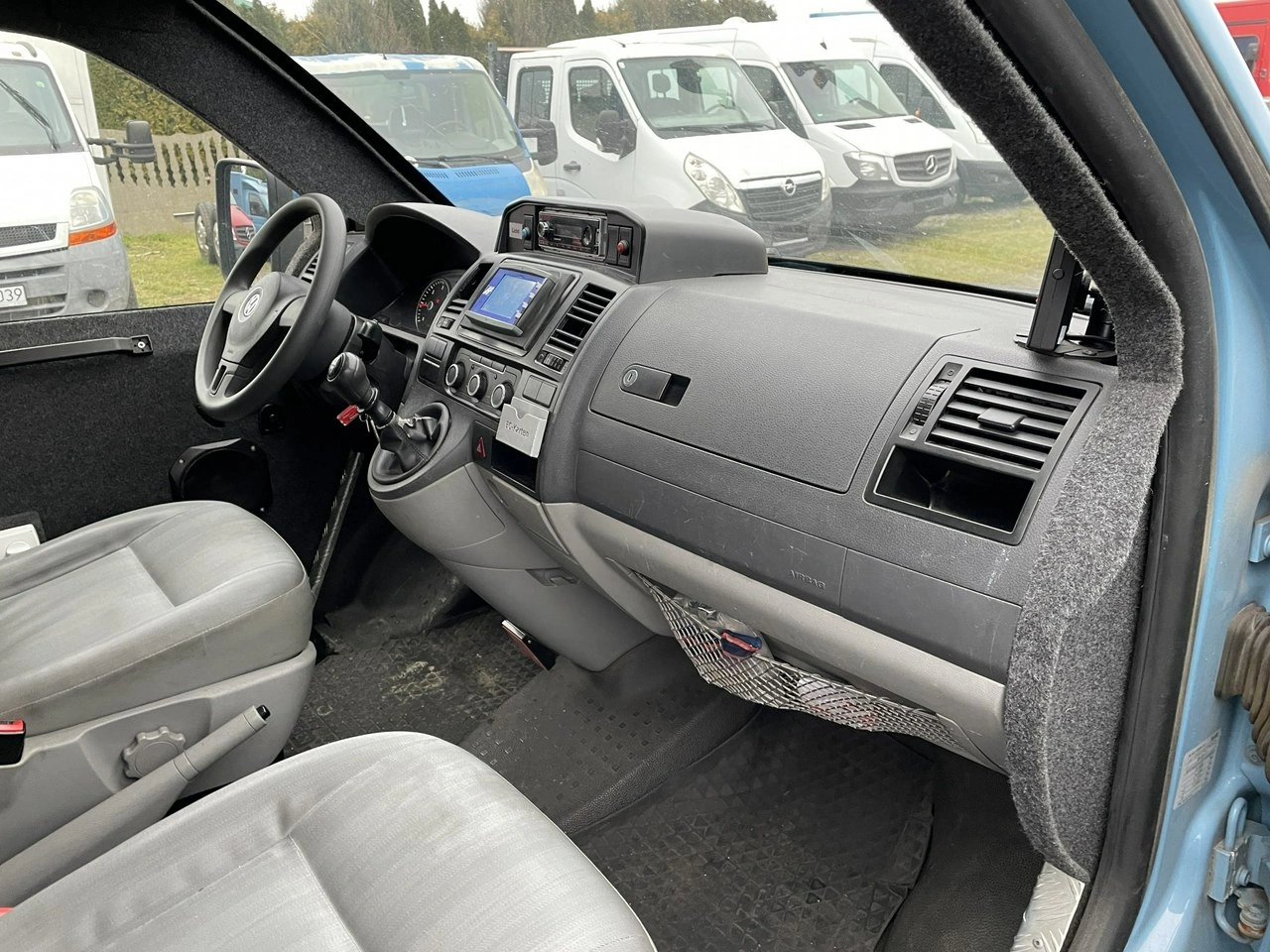 Volkswagen Transporter - Zdjęcie 30