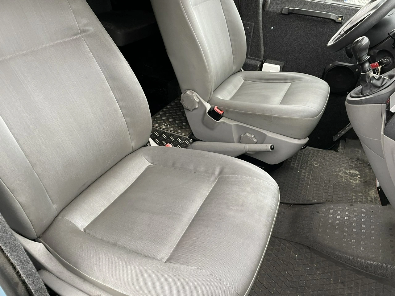 Volkswagen Transporter - Zdjęcie 31