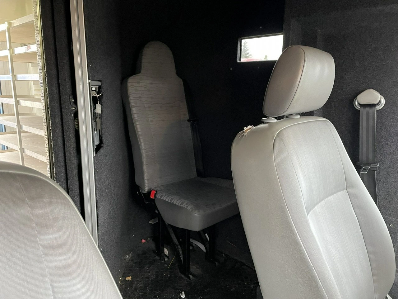 Volkswagen Transporter - Zdjęcie 32