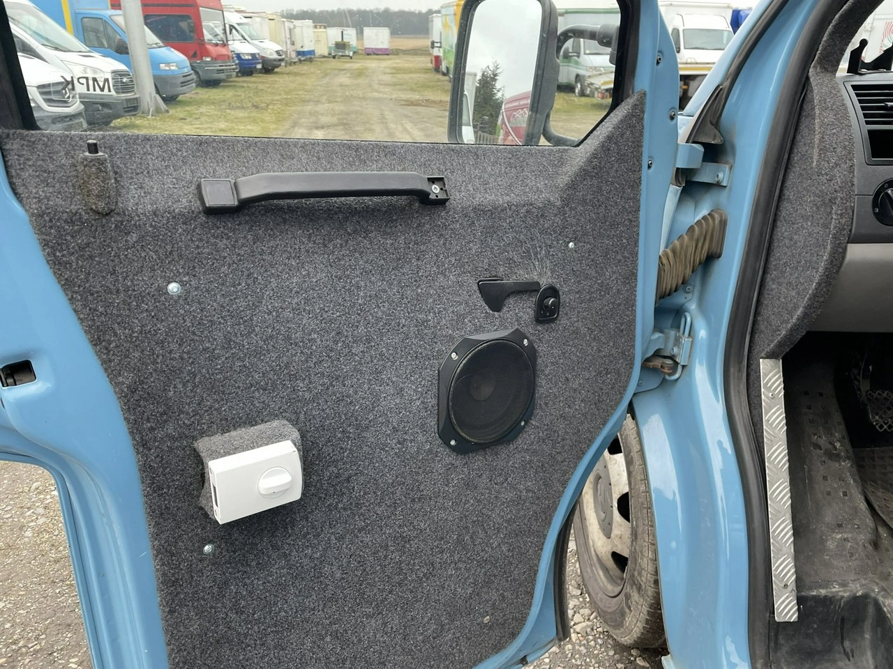 Volkswagen Transporter - Zdjęcie 38