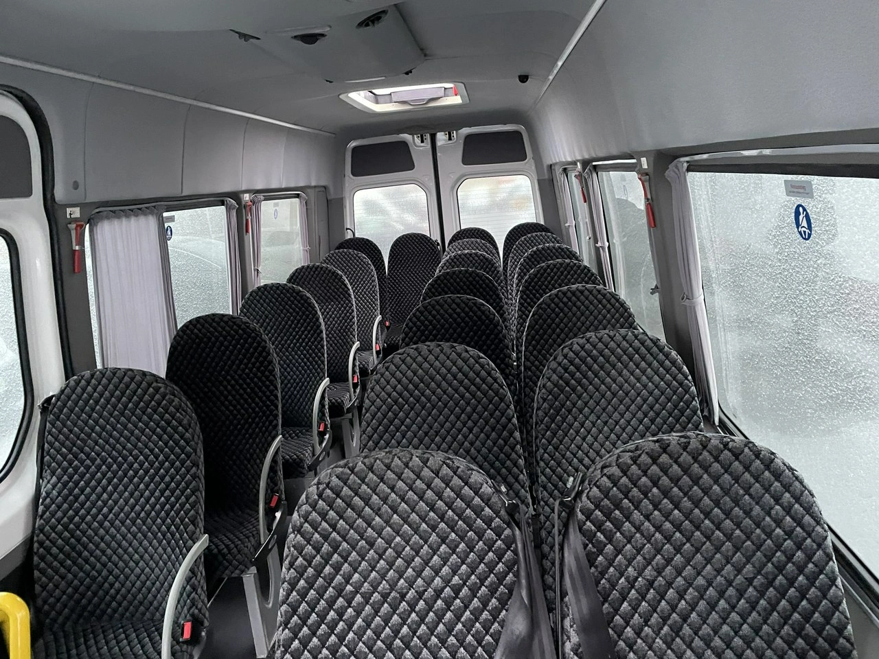 Volkswagen Crafter Autobus 23 osoby Klima Nawi Kamera 2015 - Zdjęcie 1