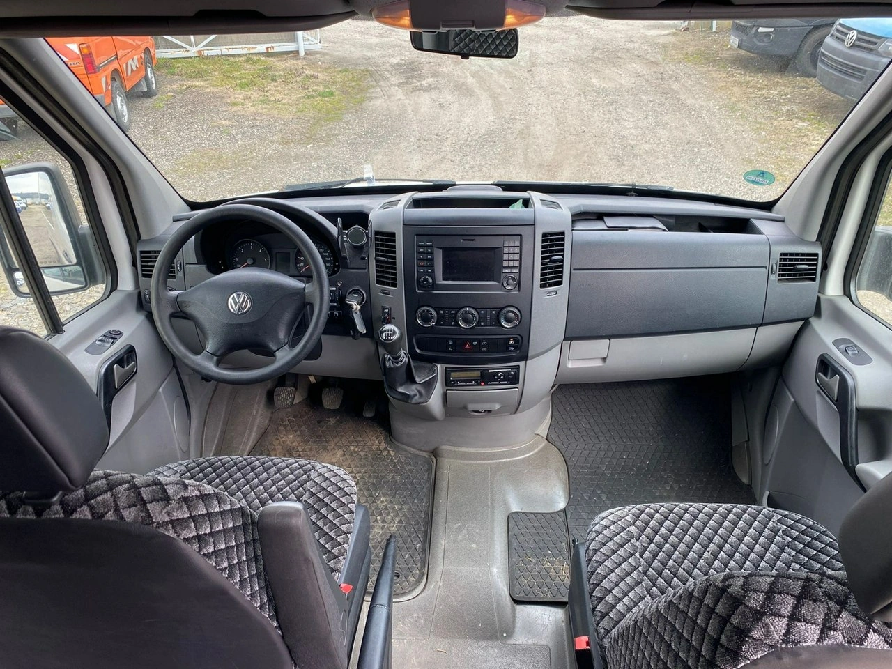 Volkswagen Crafter Autobus 23 osoby Klima Nawi Kamera 2015 - Zdjęcie 15