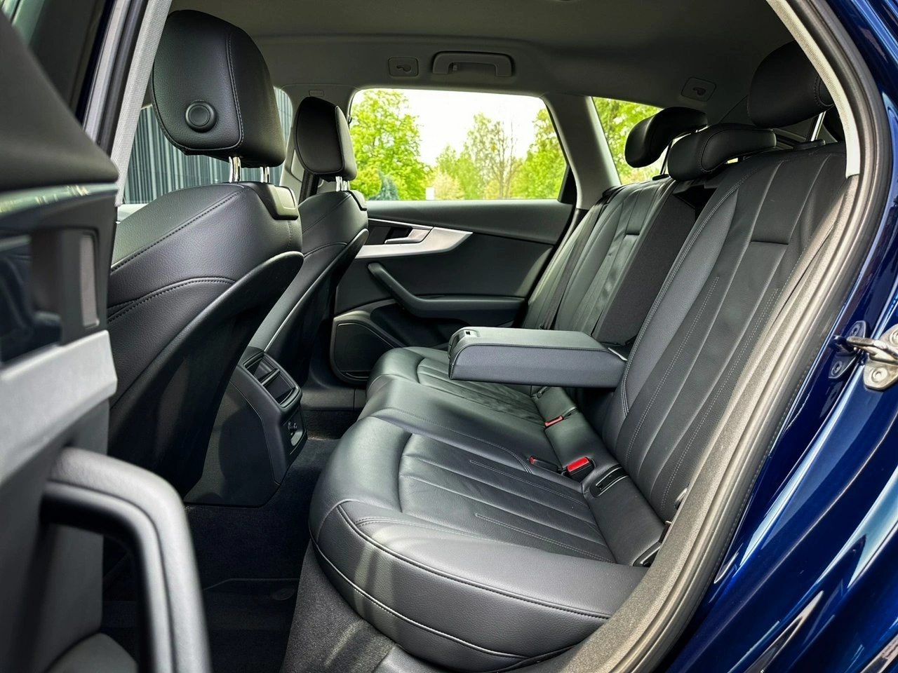 Audi A4 - Zdjęcie 9