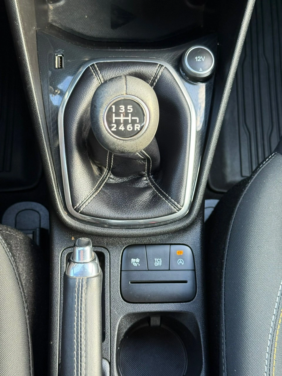 Ford Fiesta - Zdjęcie 27