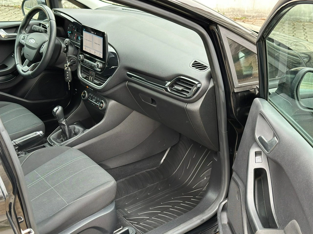 Ford Fiesta - Zdjęcie 16