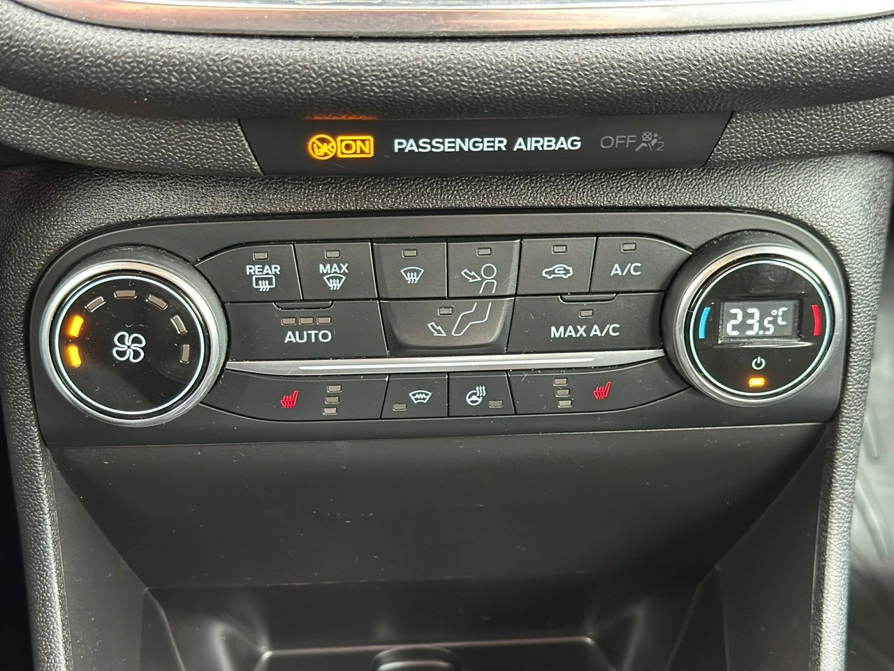 Ford Fiesta - Zdjęcie 28