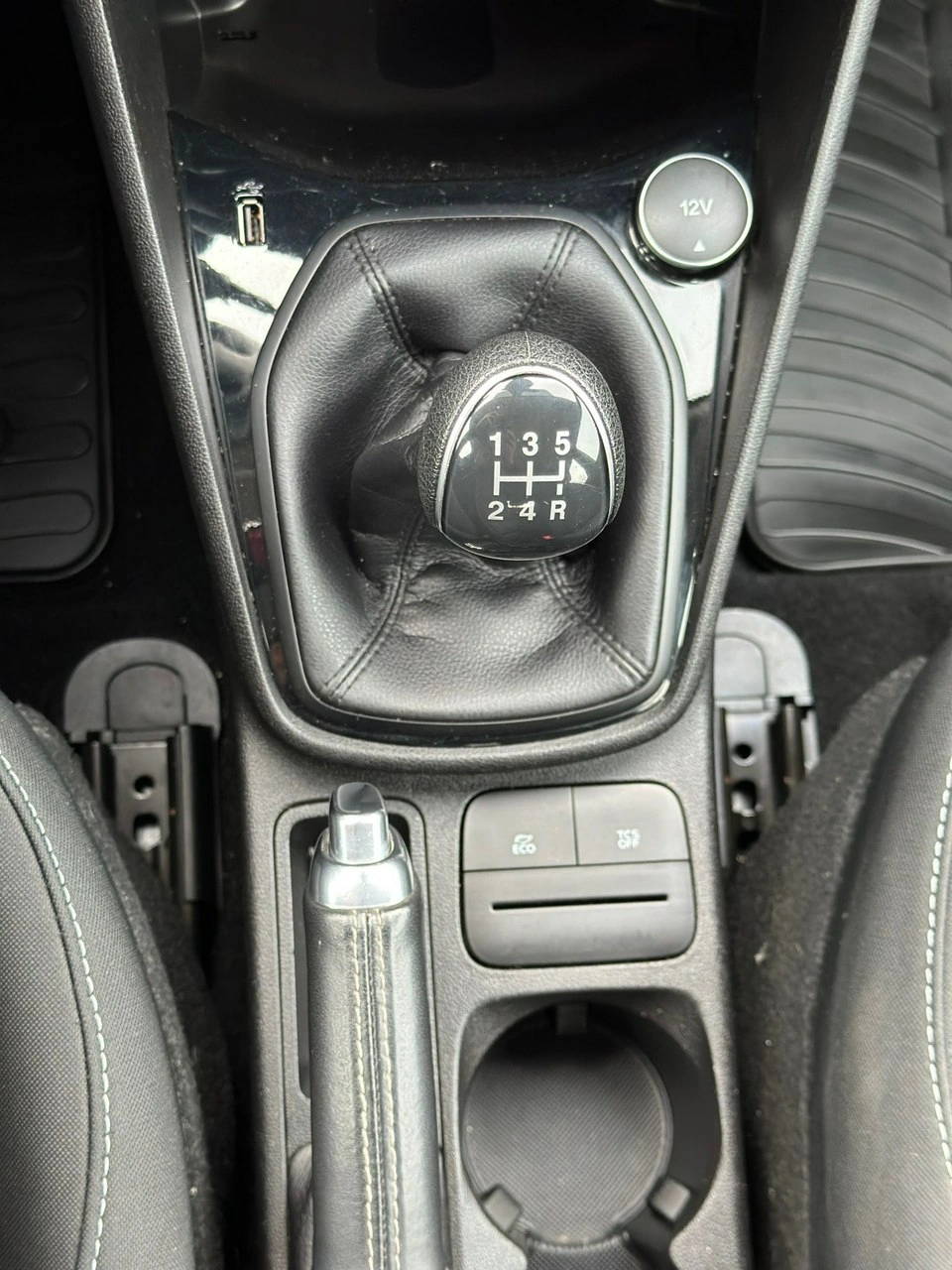 Ford Fiesta - Zdjęcie 29