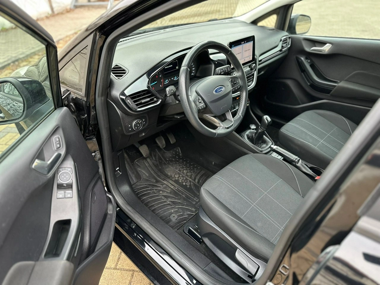 Ford Fiesta - Zdjęcie 4