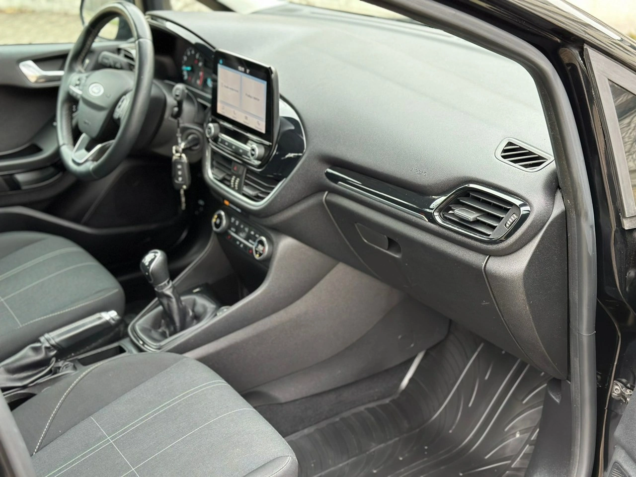 Ford Fiesta - Zdjęcie 6