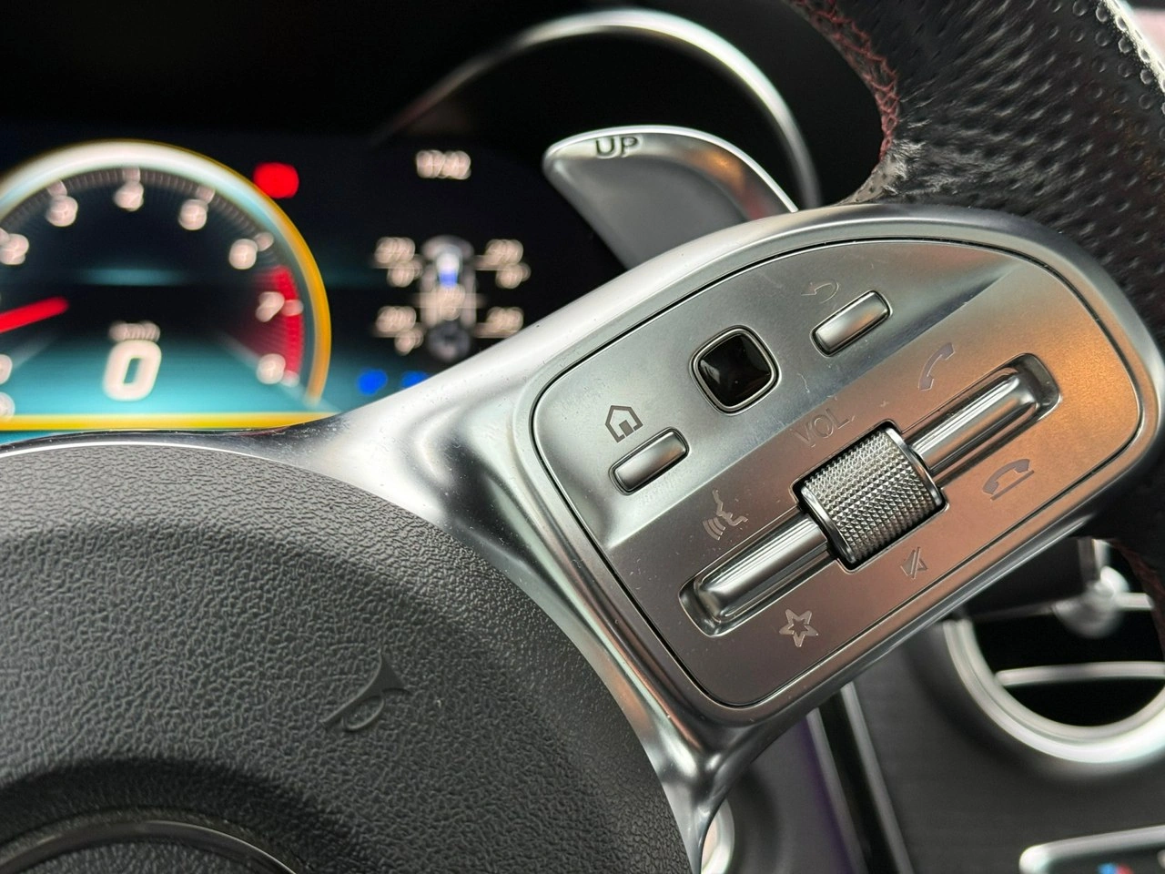 Mercedes C 43 AMG - Zdjęcie 38