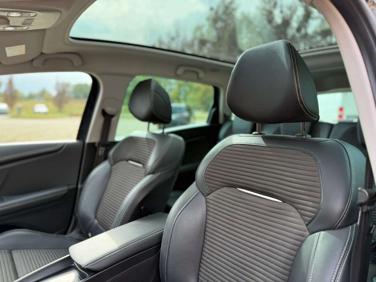 Renault Grand Scenic - Zdjęcie 18