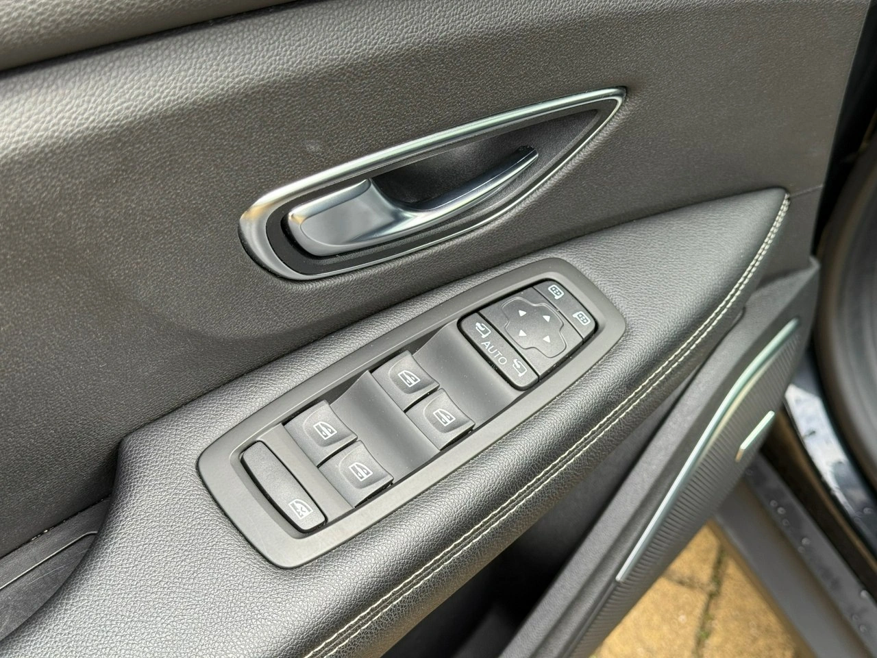 Renault Grand Scenic - Zdjęcie 22