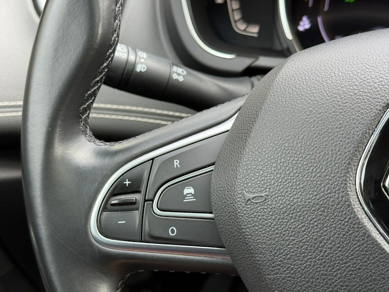 Renault Grand Scenic - Zdjęcie 26