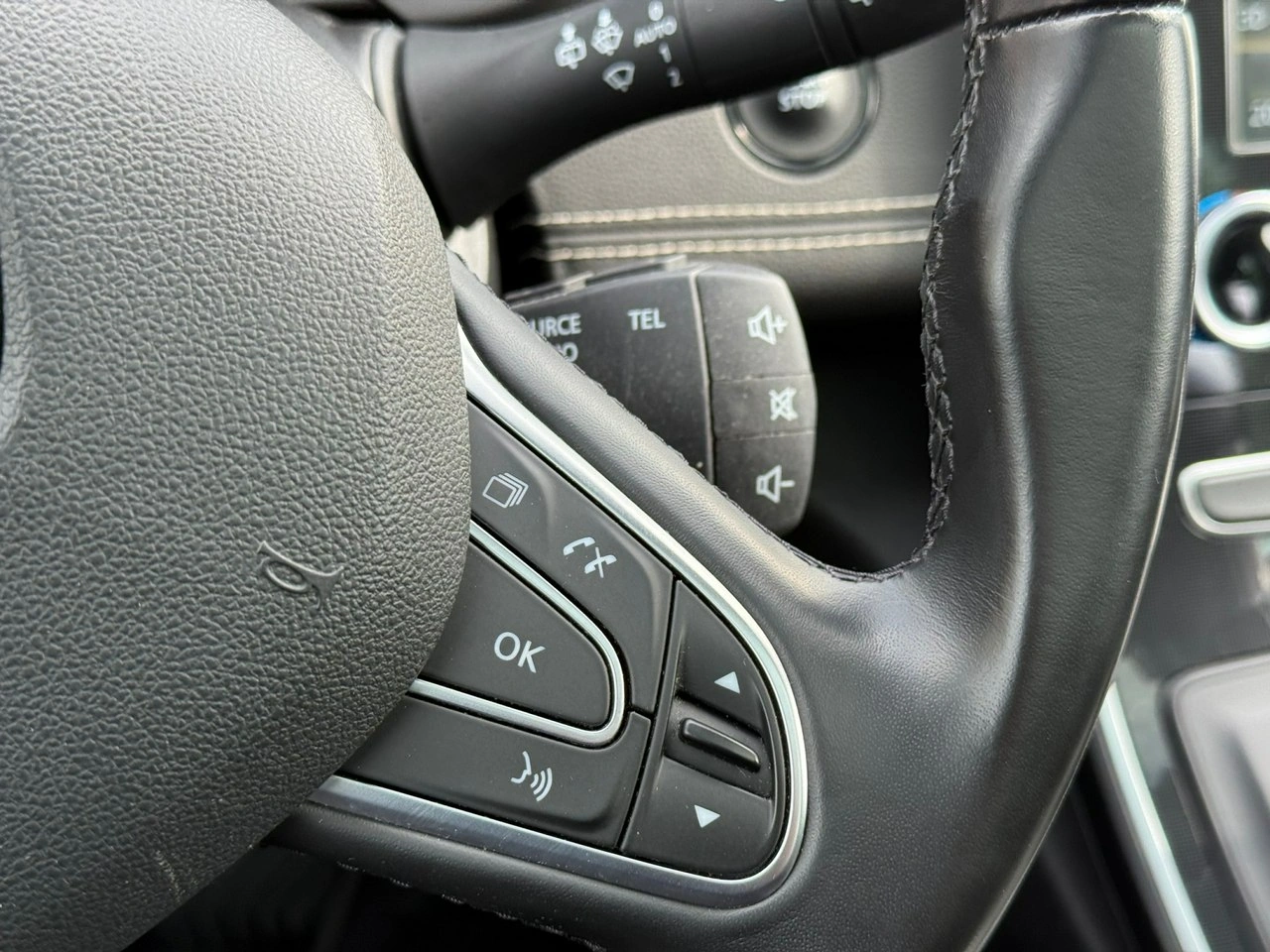 Renault Grand Scenic - Zdjęcie 27