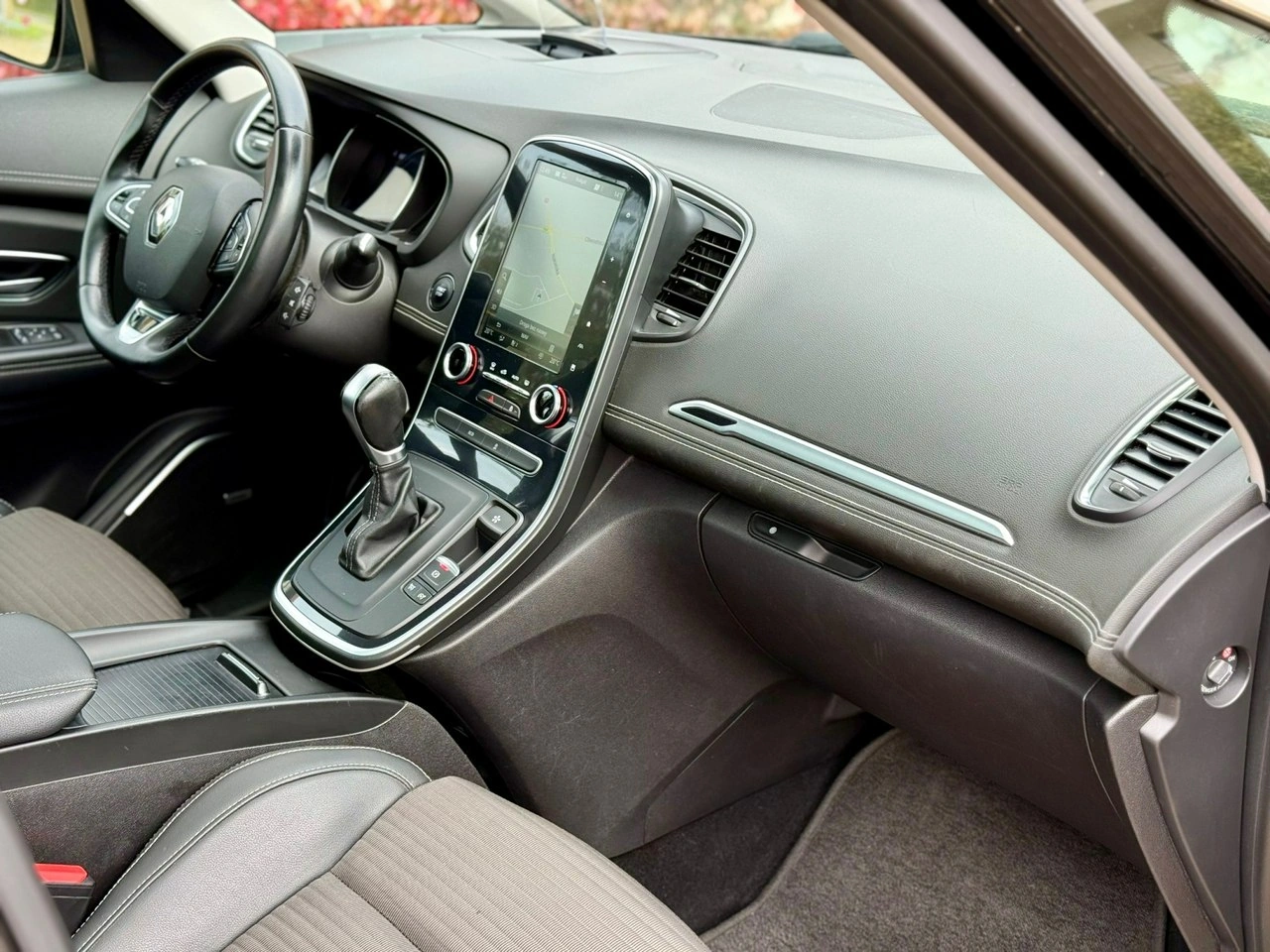 Renault Grand Scenic - Zdjęcie 6