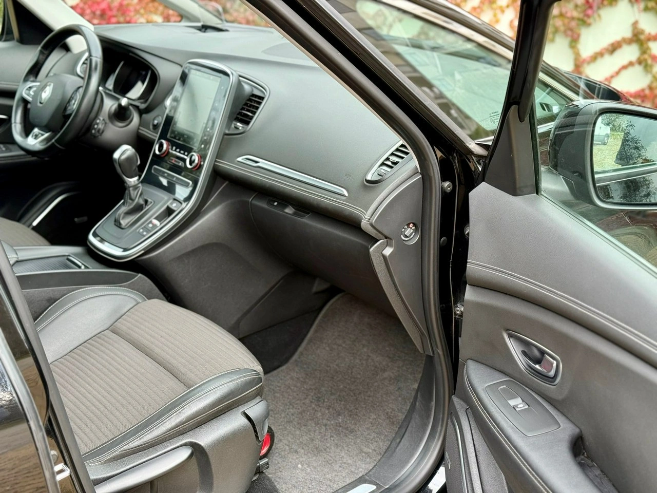 Renault Grand Scenic - Zdjęcie 7