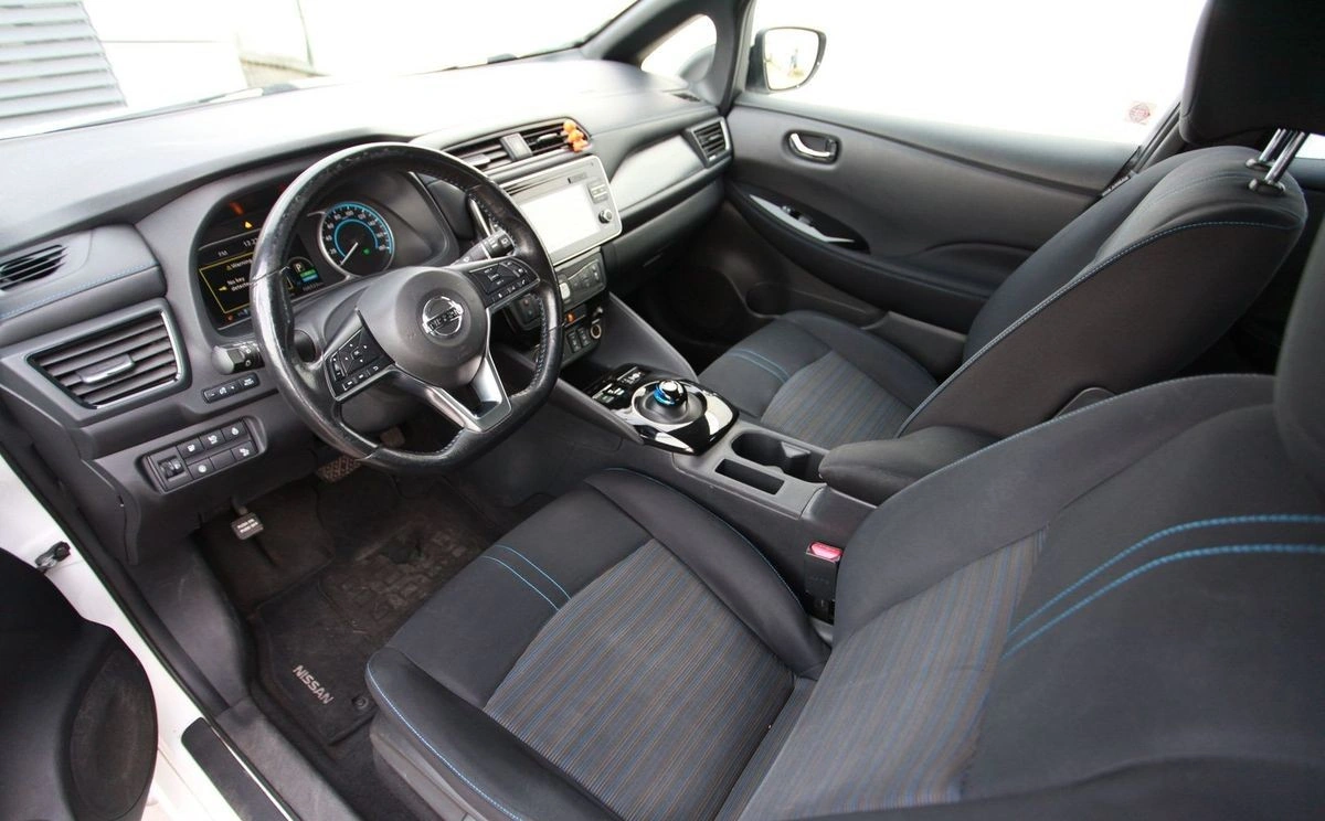 Nissan Leaf - Zdjęcie 12