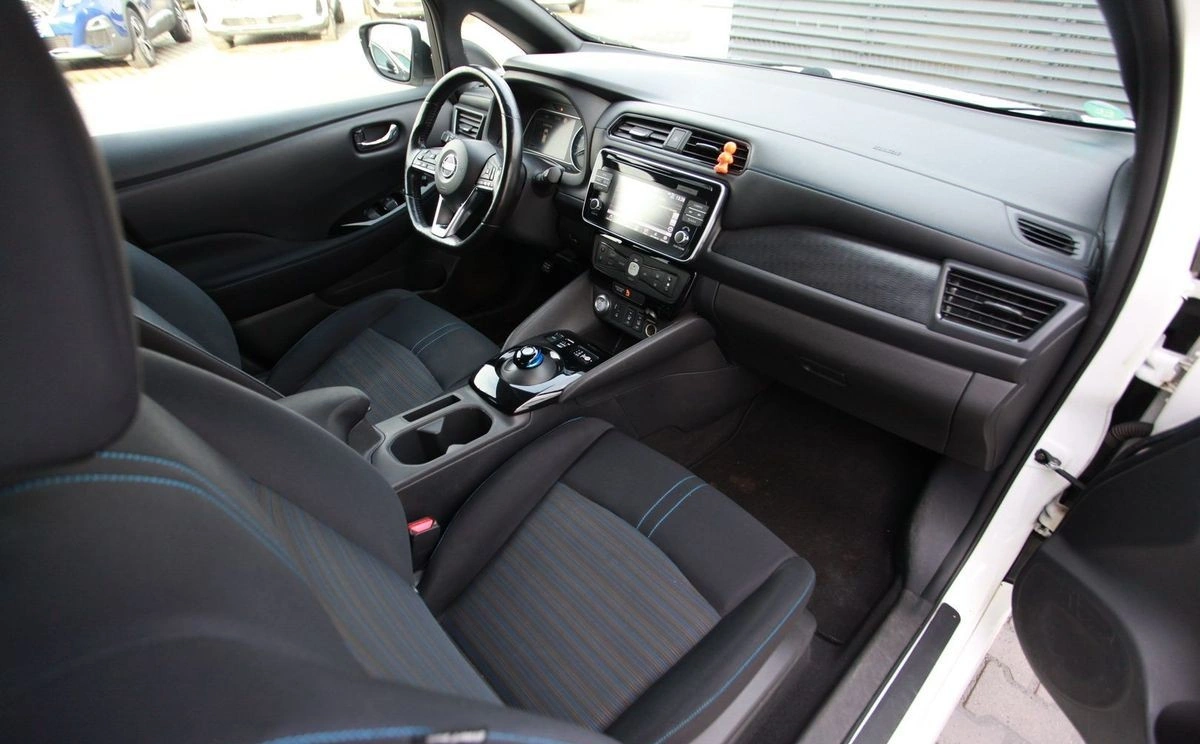 Nissan Leaf - Zdjęcie 16