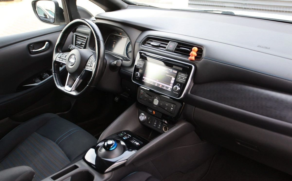 Nissan Leaf - Zdjęcie 24