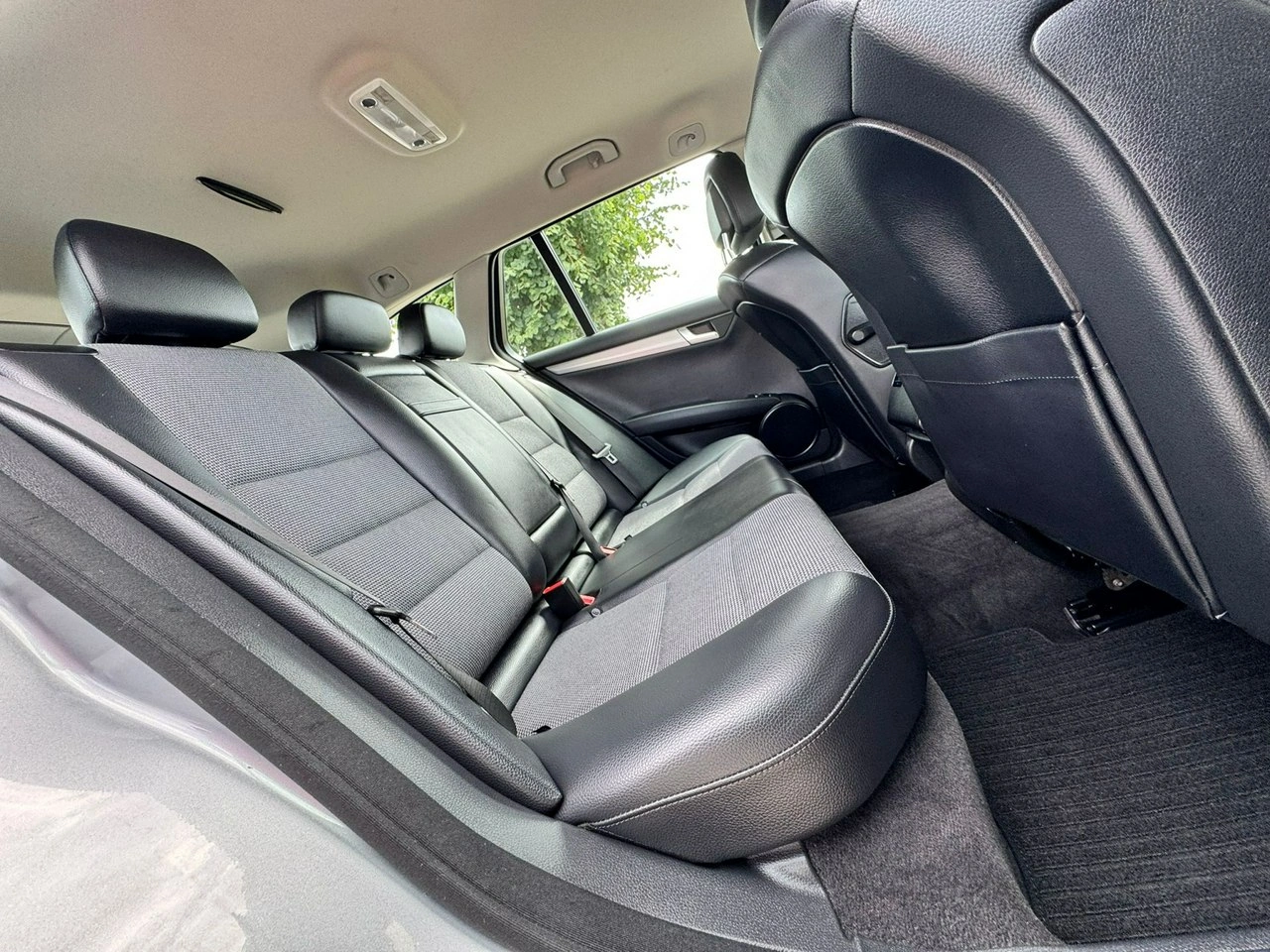 Mercedes C 180 - Zdjęcie 25