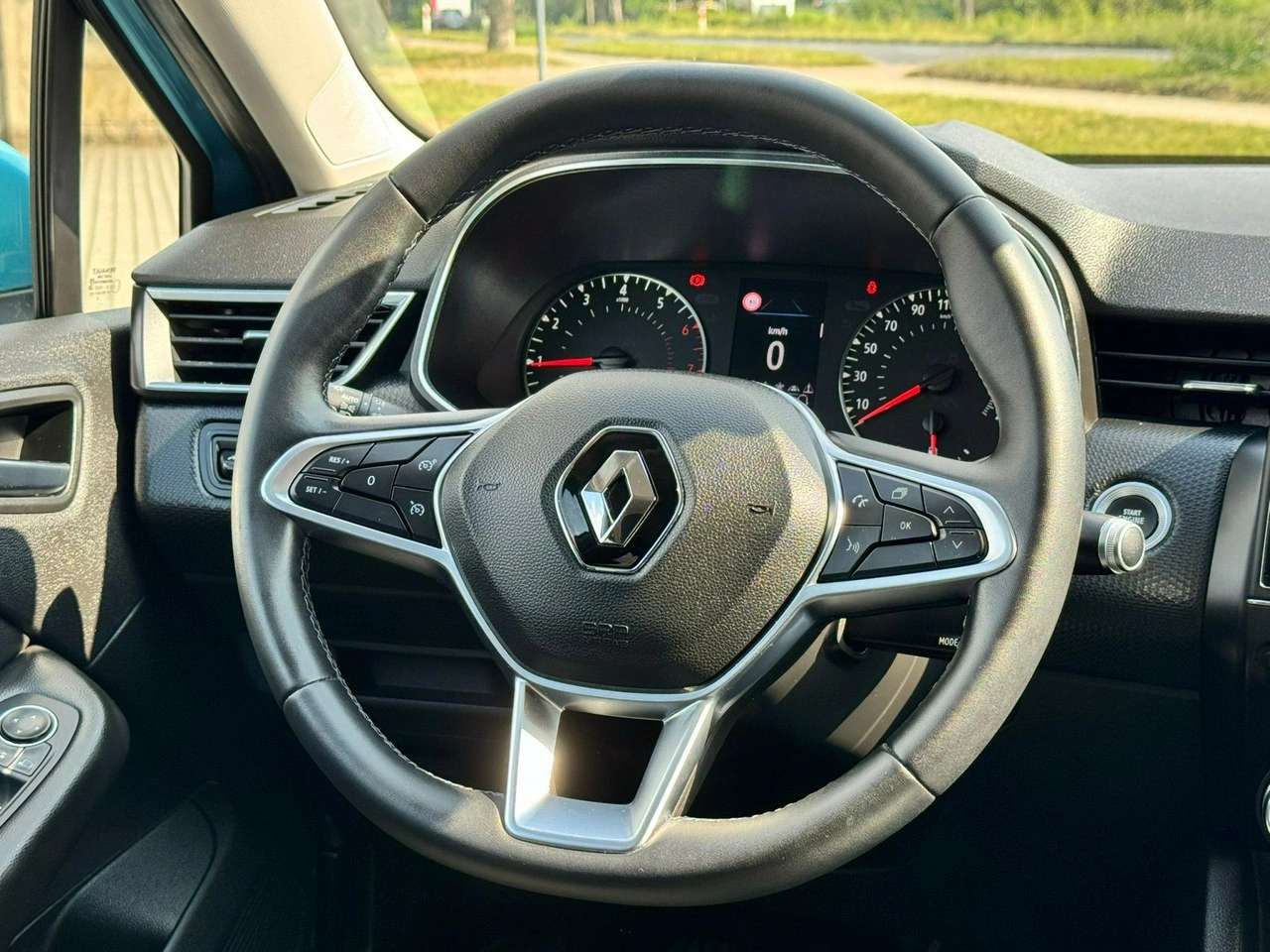 Renault Clio - Zdjęcie 22