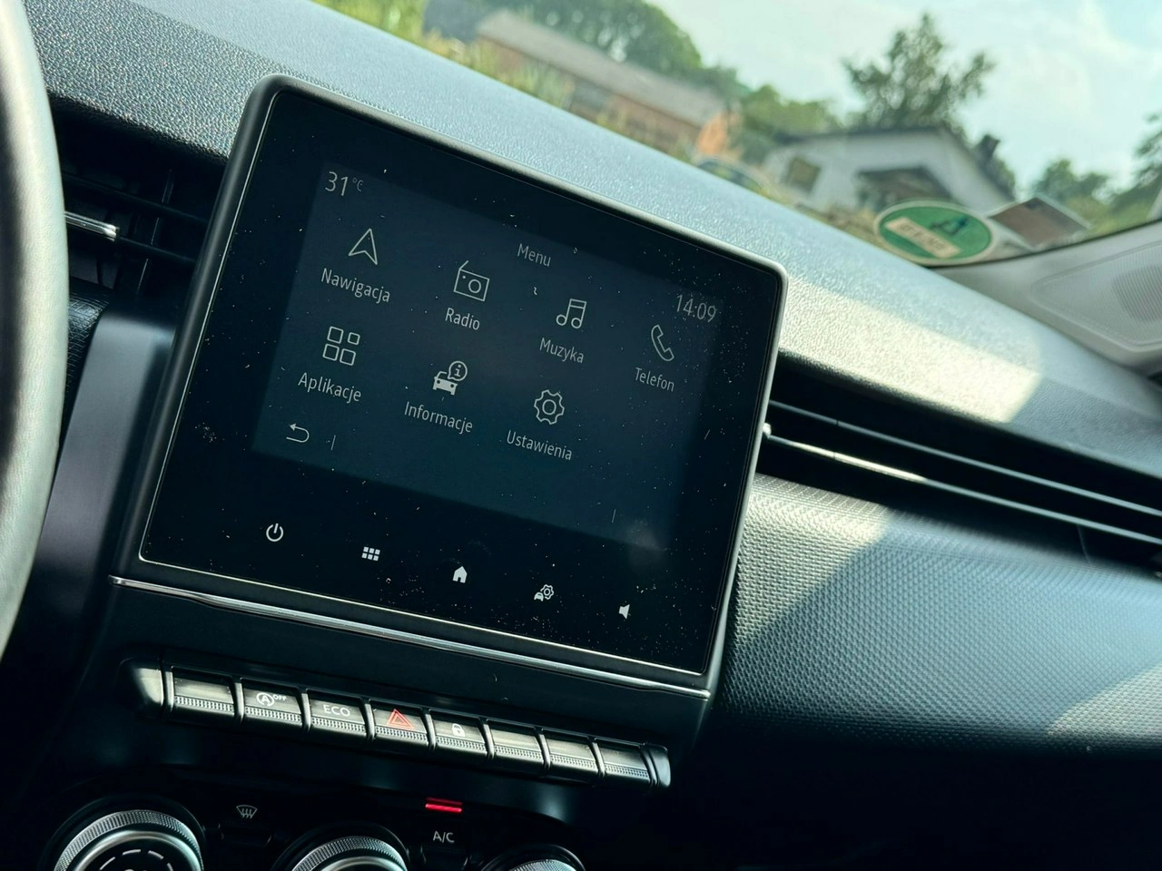 Renault Clio - Zdjęcie 24