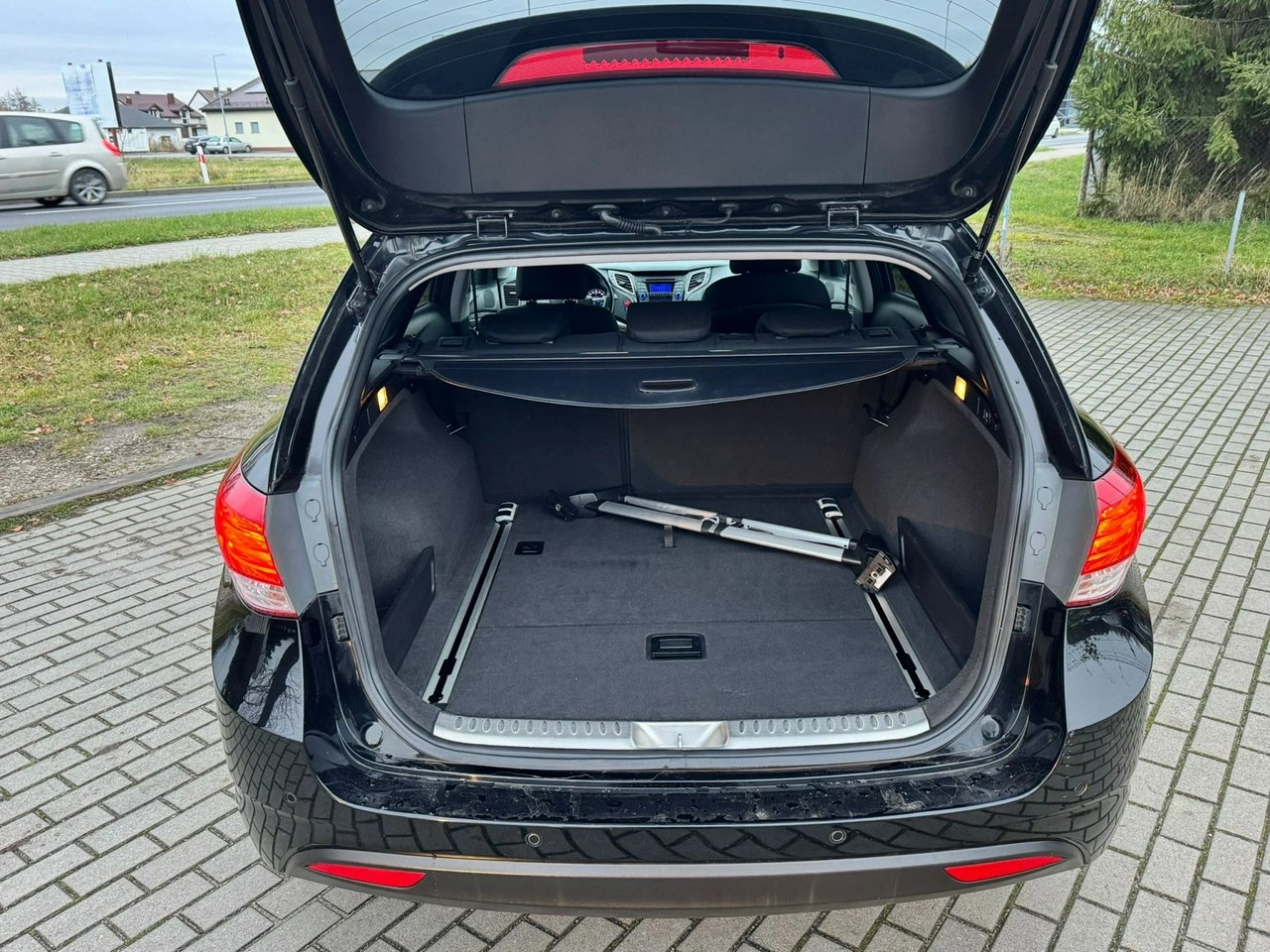 Hyundai i40 - Zdjęcie 24