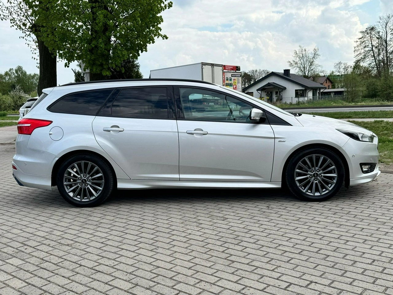Ford Focus - Zdjęcie 9