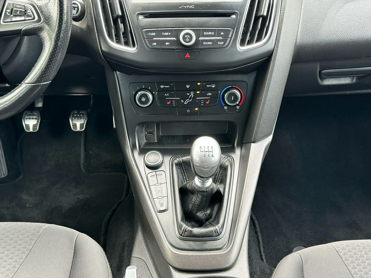 Ford Focus - Zdjęcie 19