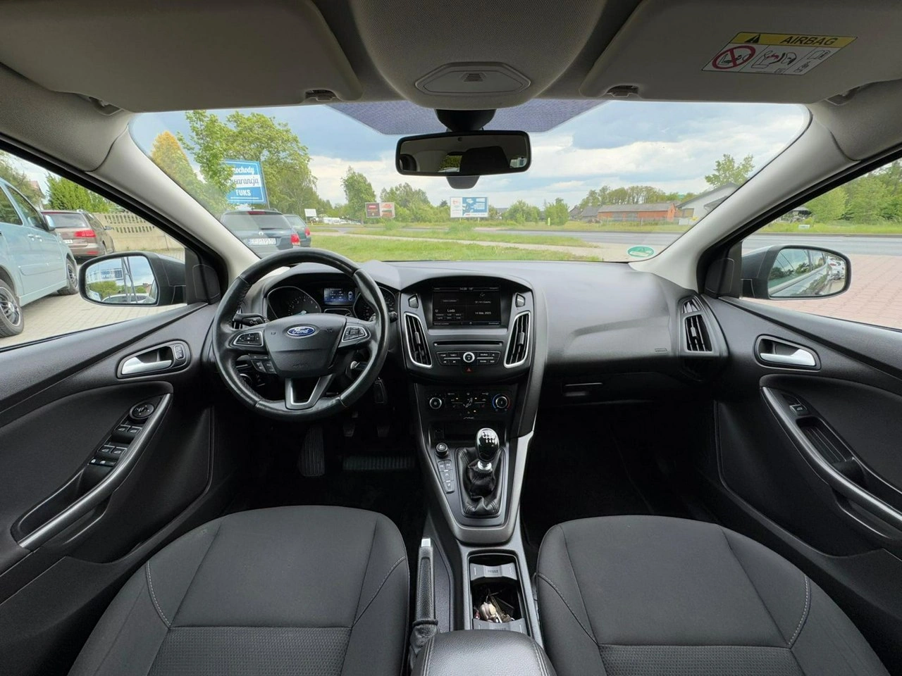 Ford Focus - Zdjęcie 17