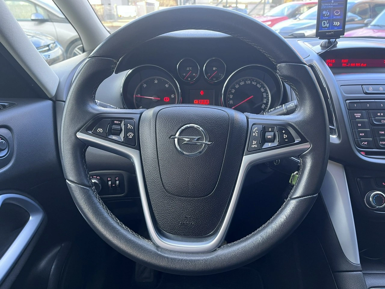 Opel Zafira - Zdjęcie 11