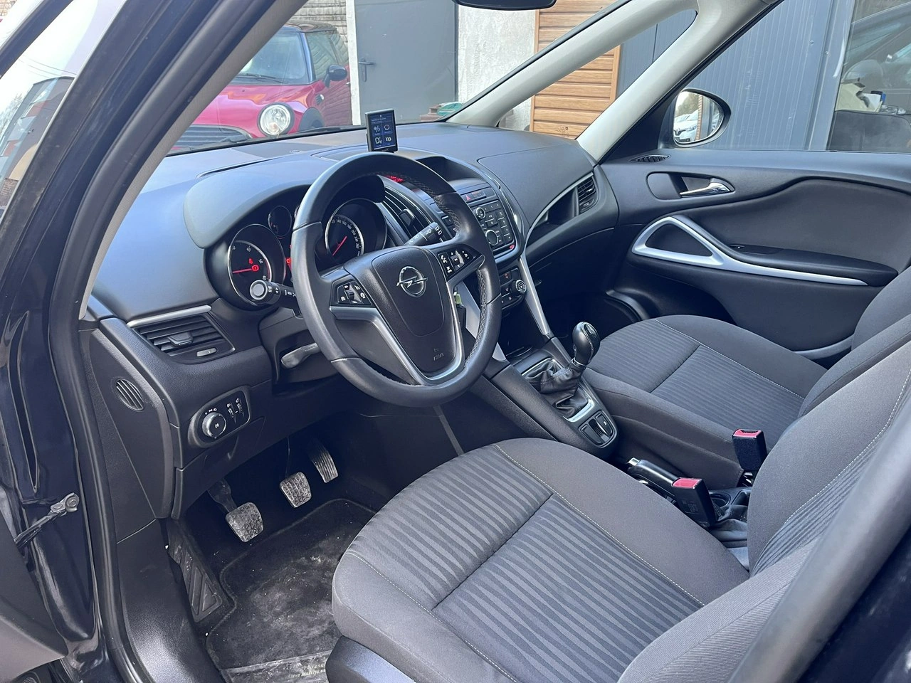 Opel Zafira - Zdjęcie 15