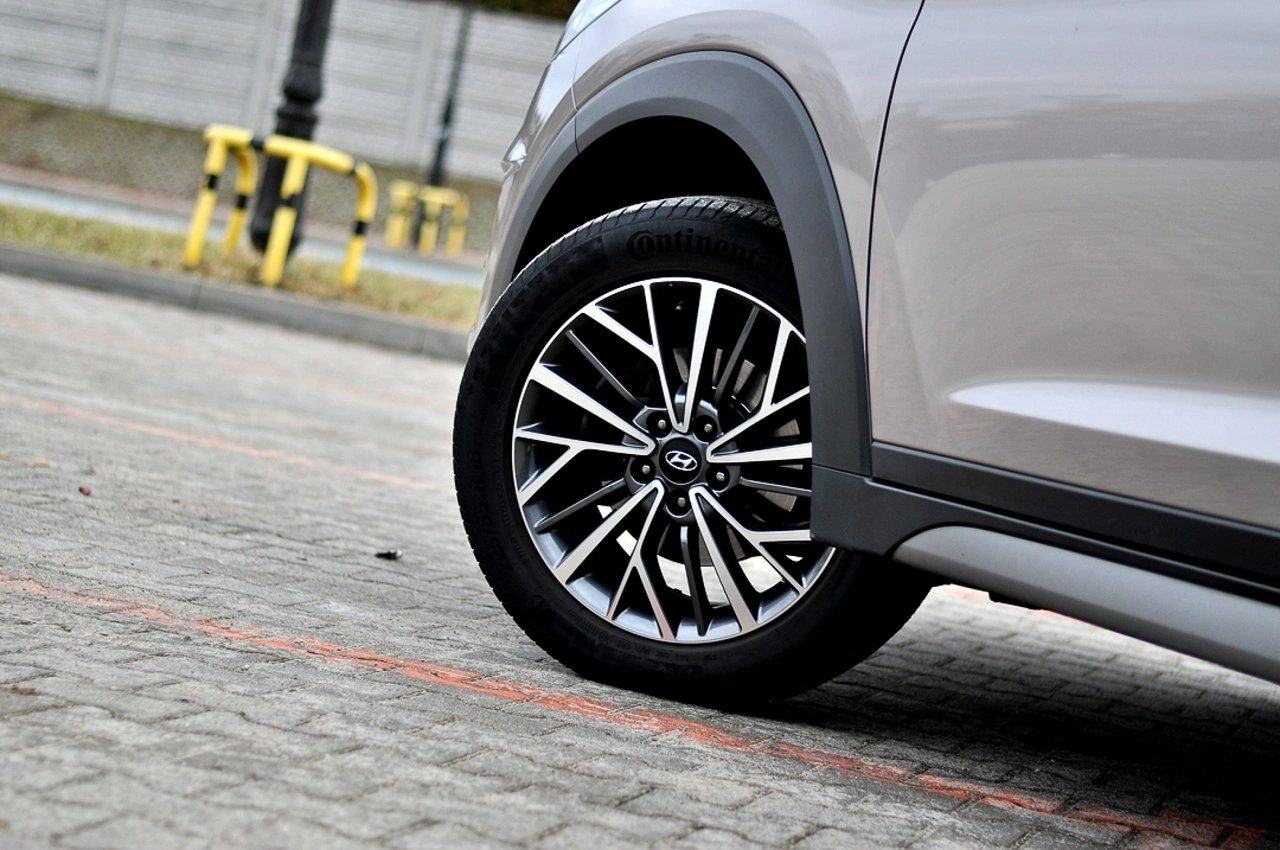 Hyundai Tucson - Zdjęcie 11