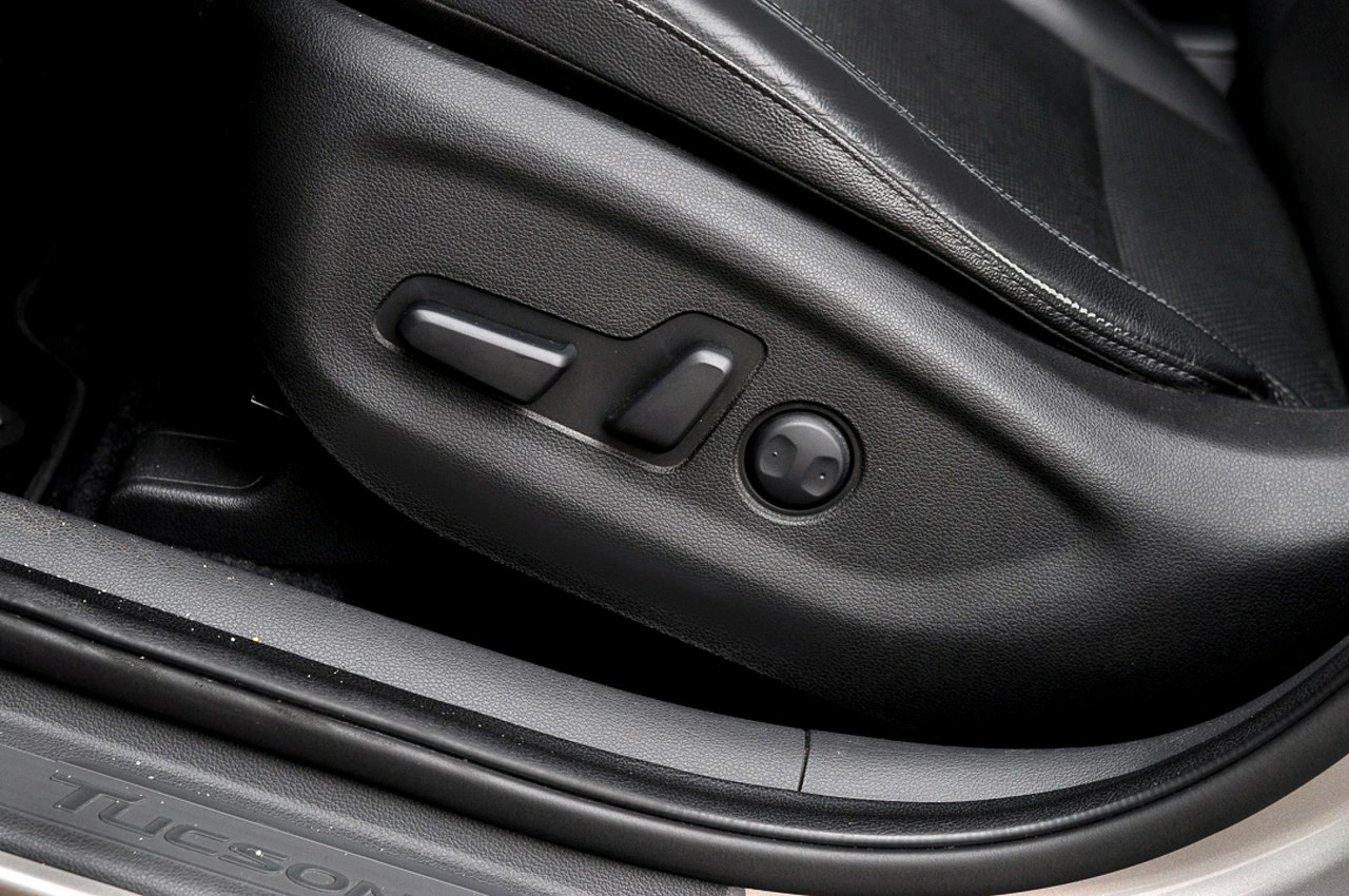 Hyundai Tucson - Zdjęcie 16