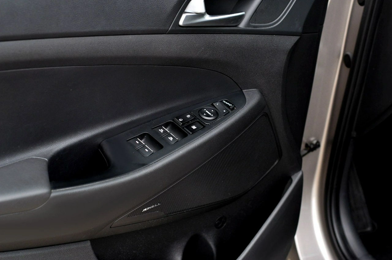 Hyundai Tucson - Zdjęcie 18