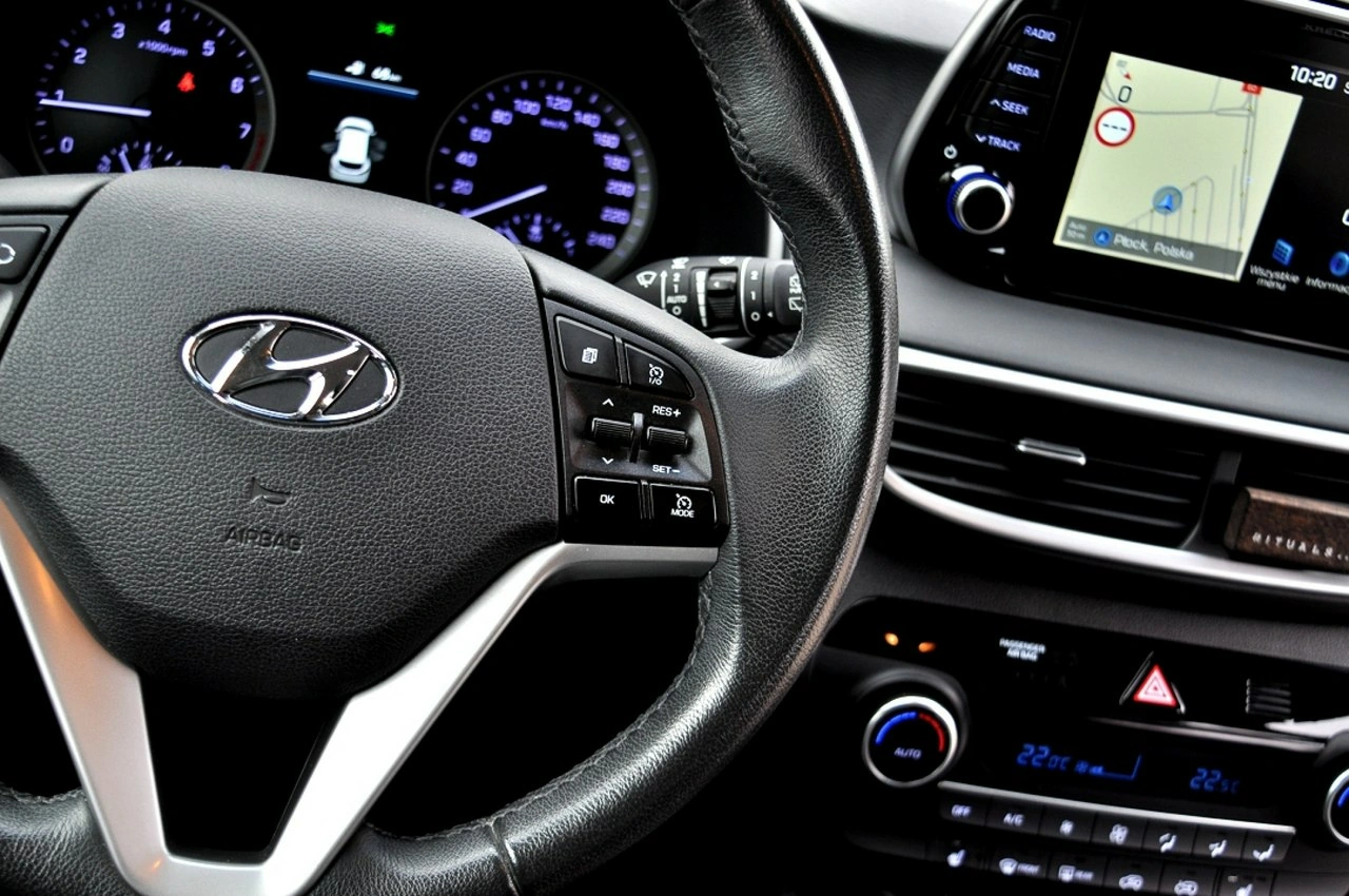 Hyundai Tucson - Zdjęcie 23