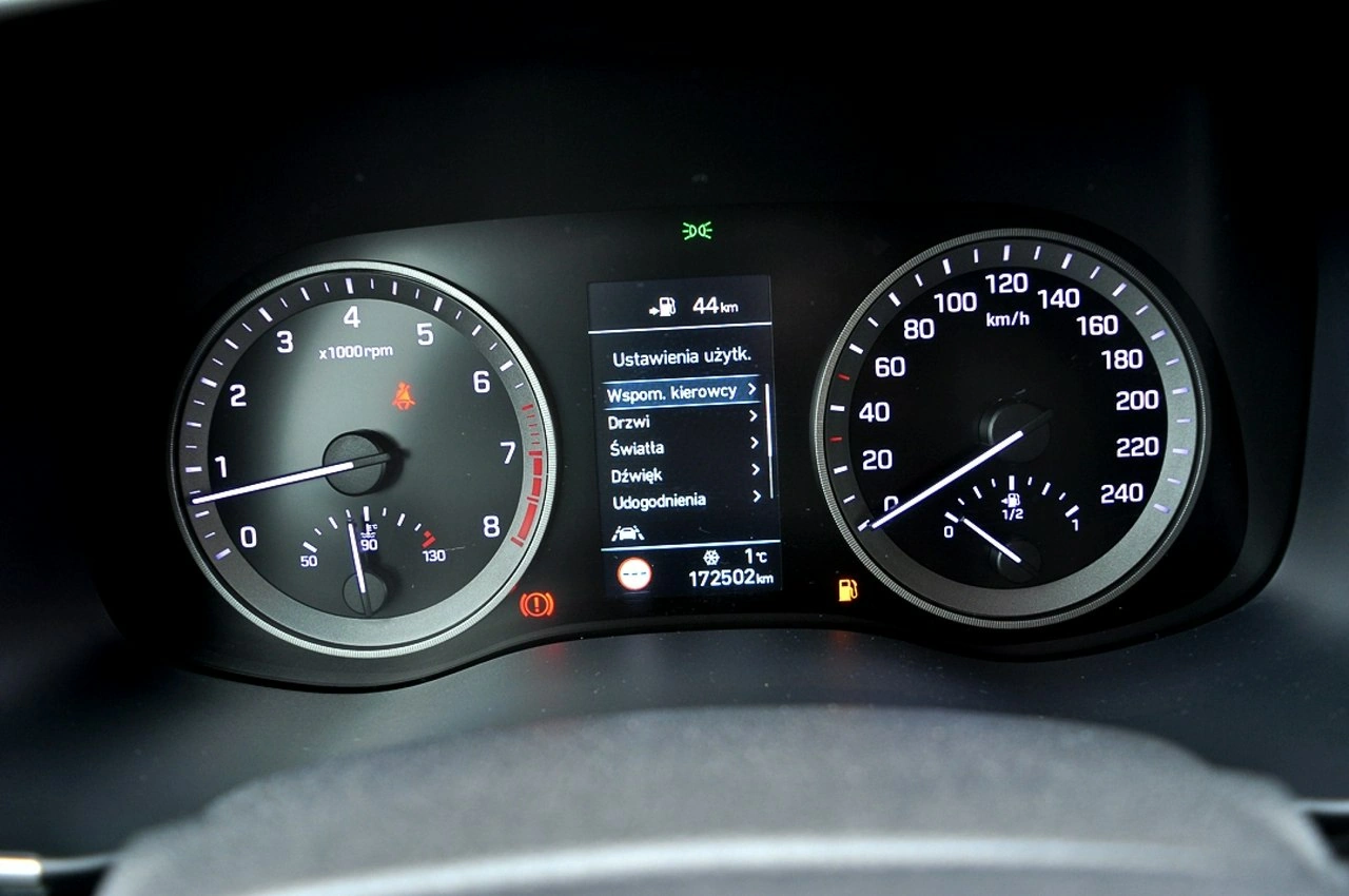 Hyundai Tucson - Zdjęcie 23