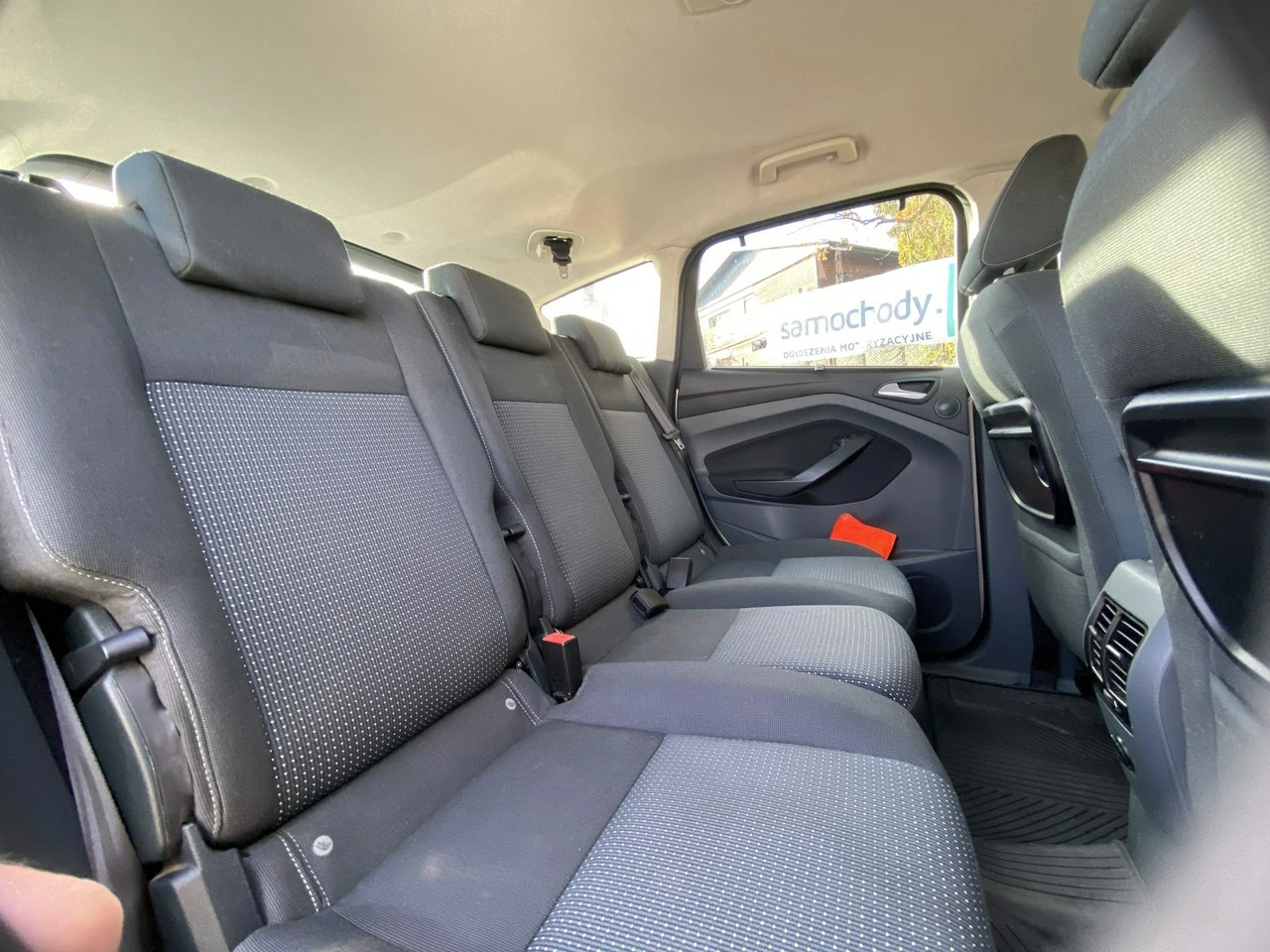 Ford C-MAX - Zdjęcie 19