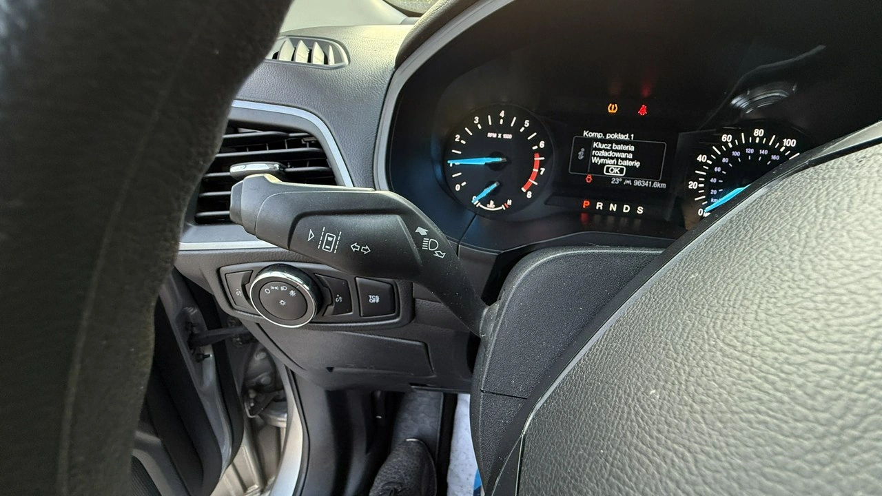 Ford Edge - Zdjęcie 17