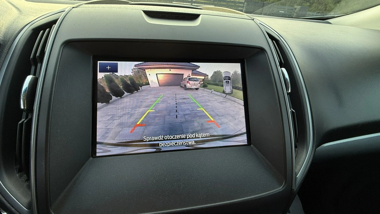 Ford Edge - Zdjęcie 18