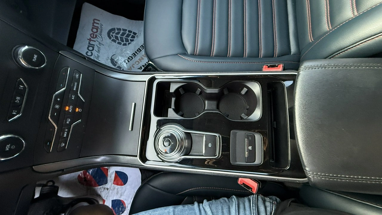 Ford Edge - Zdjęcie 20