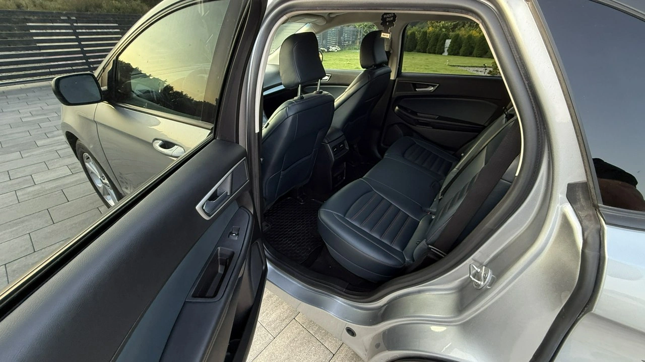 Ford Edge - Zdjęcie 24
