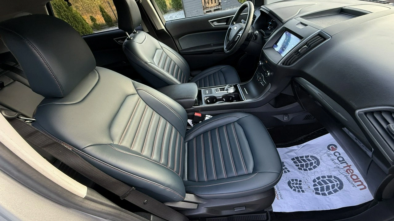 Ford Edge - Zdjęcie 25